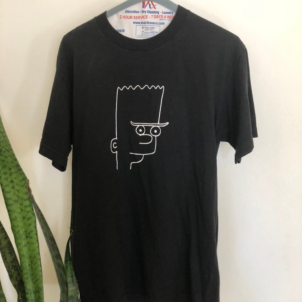 Bart Simpson Skateboard tshirt Size Medium